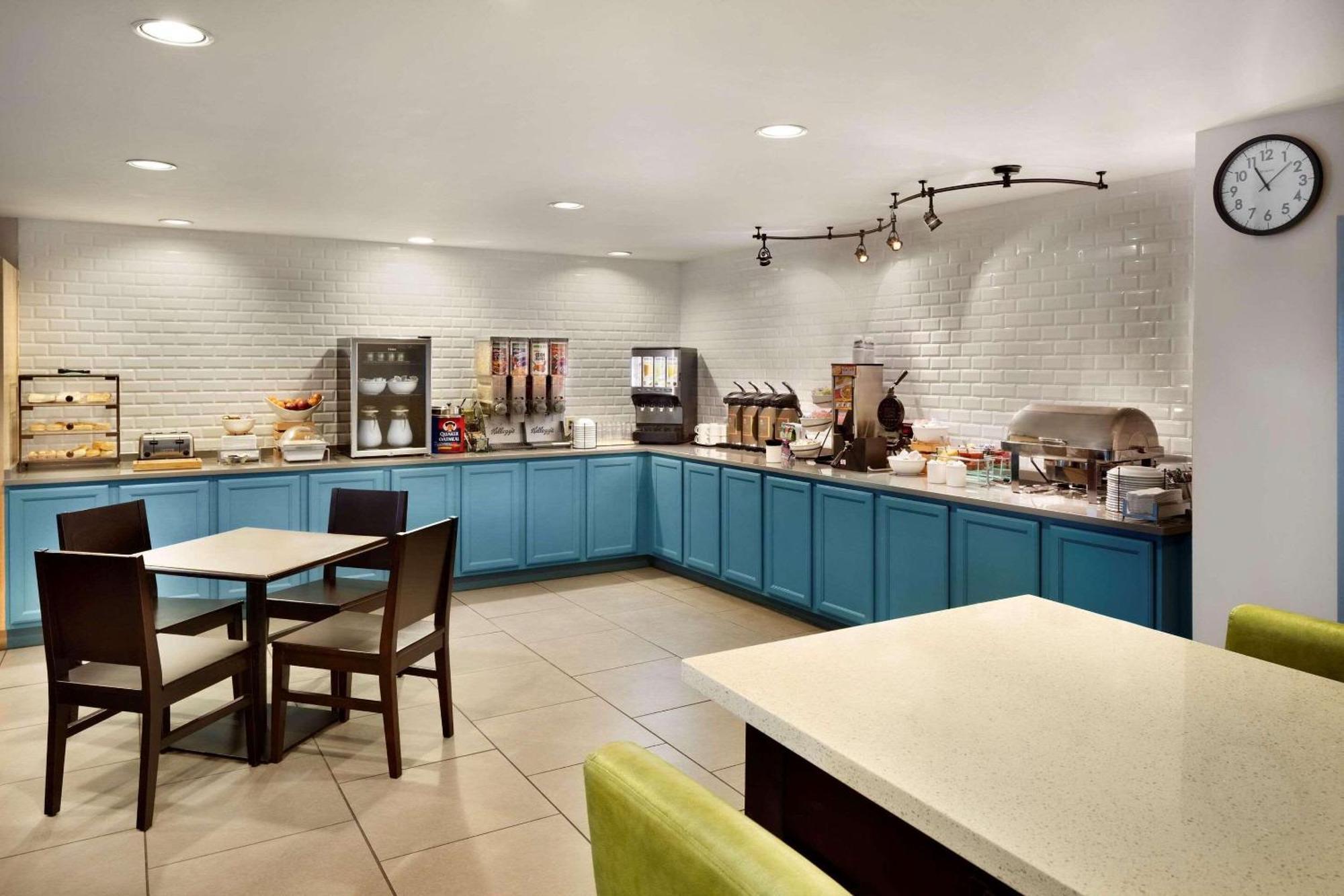 Country Inn & Suites By Radisson, Louisville East, Ky Exteriör bild