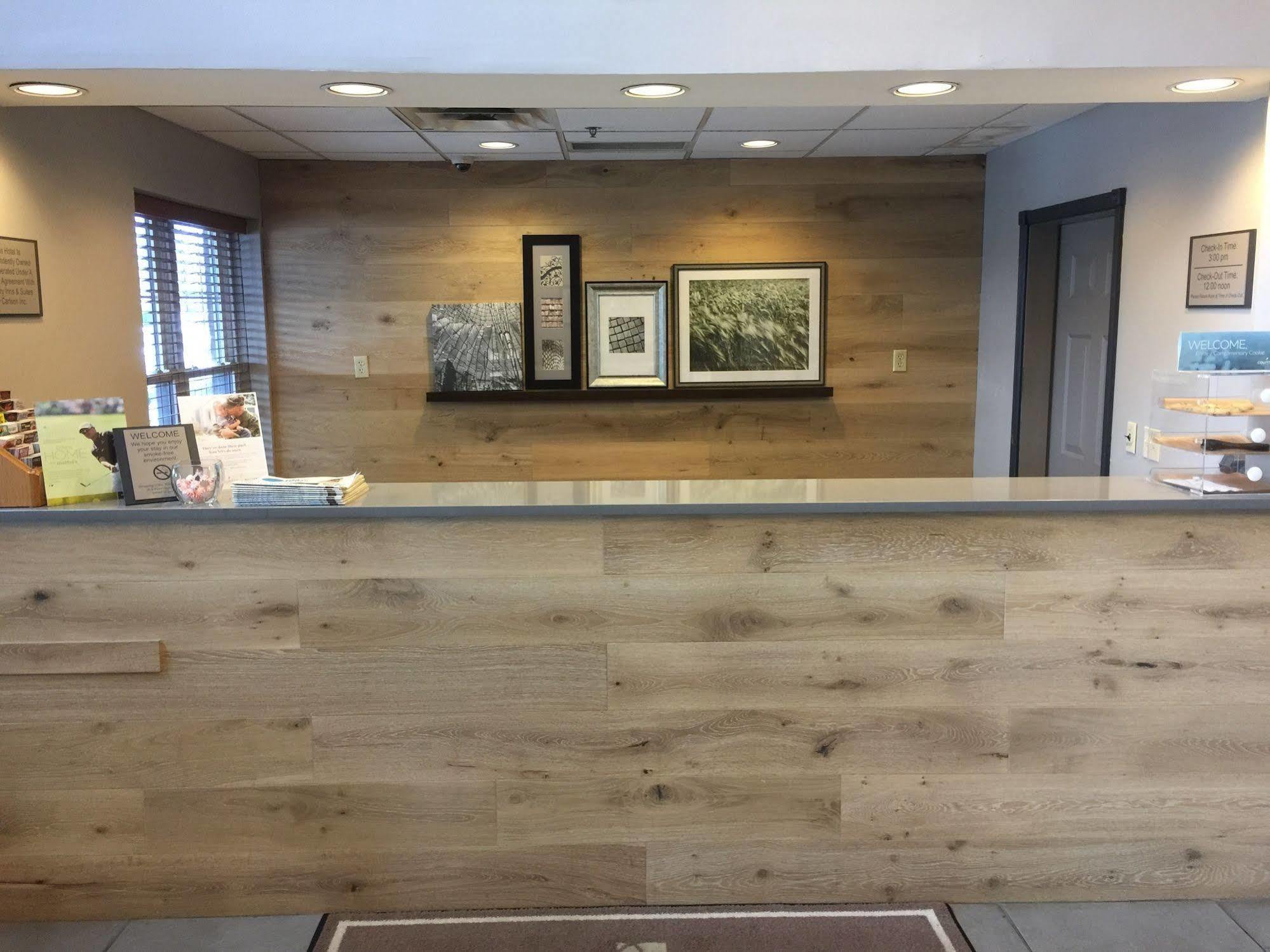 Country Inn & Suites By Radisson, Louisville East, Ky Exteriör bild